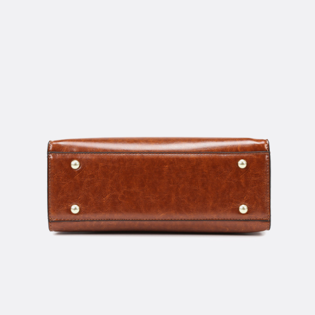 Elegant Retro Commuter Handbag For Women