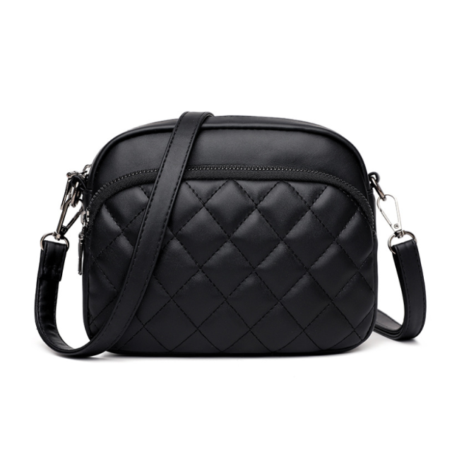 Noir Quilt Crossbody Bag