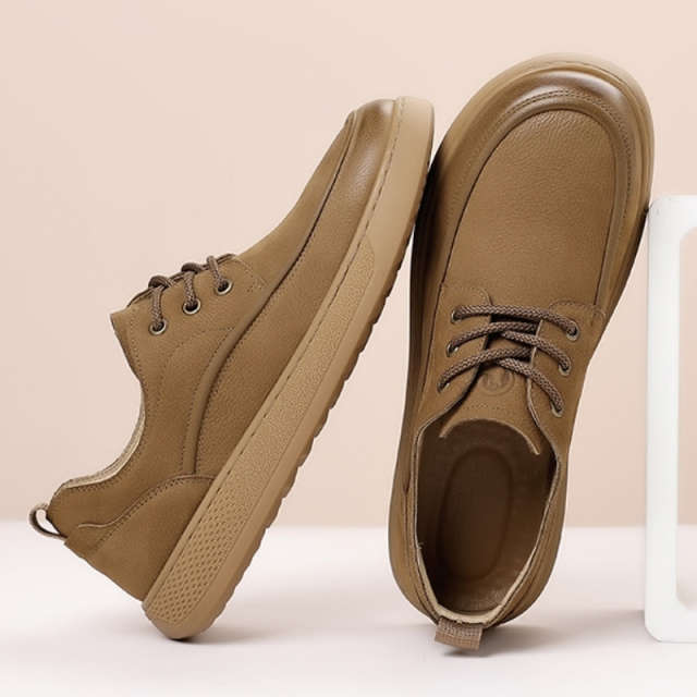 Legacy Lite Timeless Leather Trainer Shoes For Men