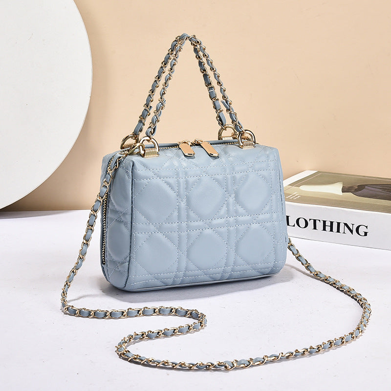 Velora Quilted Chain Stylish Shoulder Bag