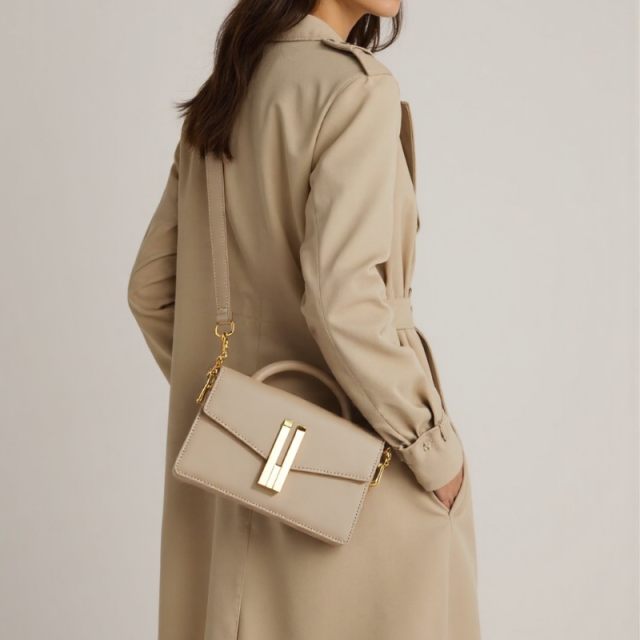 Elegant Minimalist Black Handbag