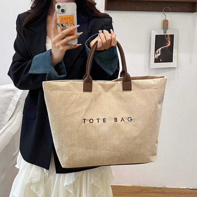 Retro Letter Minimalist Commuter Tote Bag