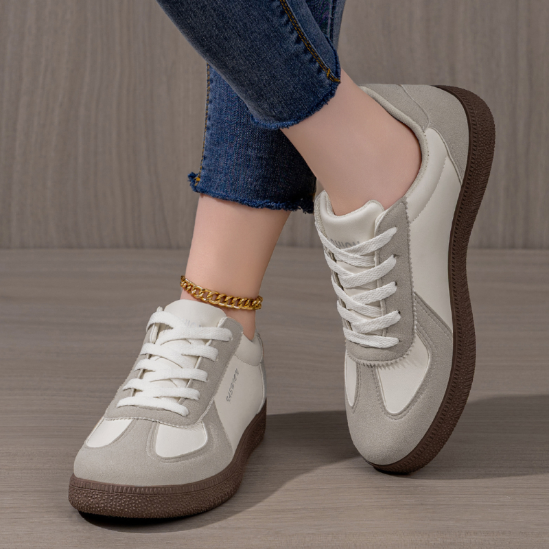 Women's Versatile Multi-Texture Retro Sneakers