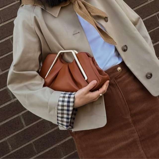 Women’s Pleated Ring Handle Cloud Handbag