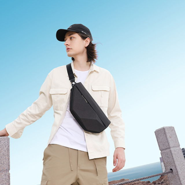 Onyx Prism Crossbody Bag