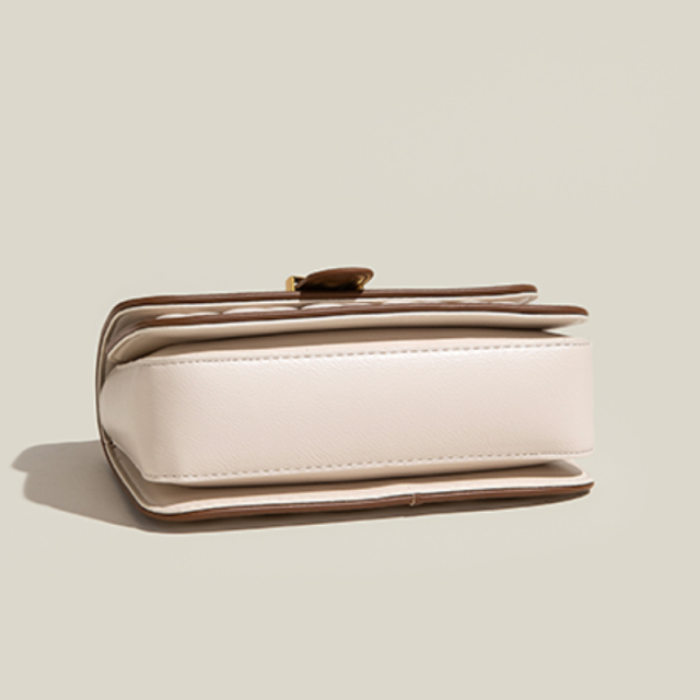 Light Luxury  Chain Shoulder Bag