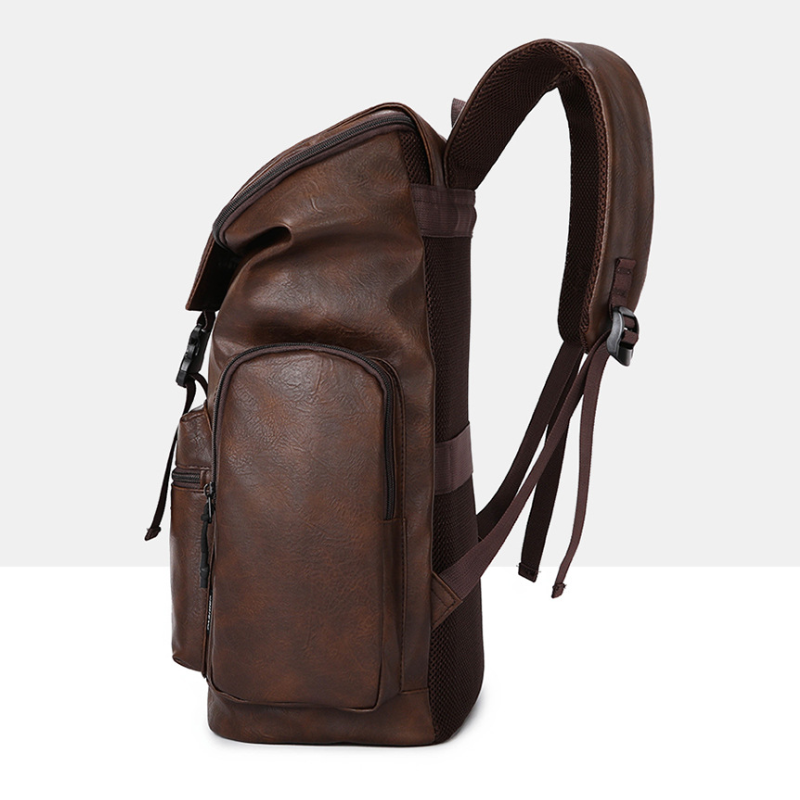 Men’s Retro Leather Large Capacity Backpack