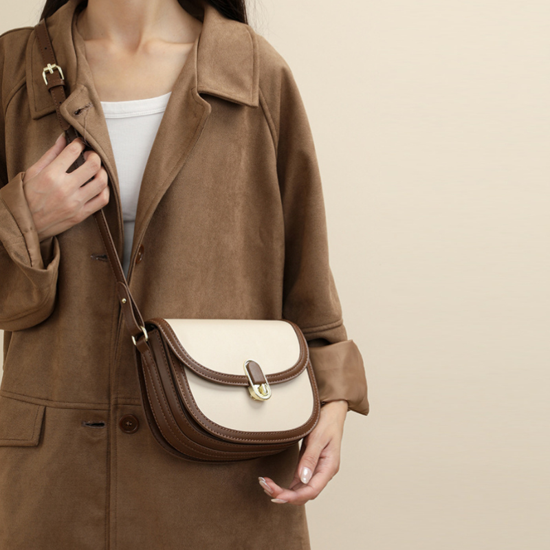Women’s Classic Lock Crossbody Bag