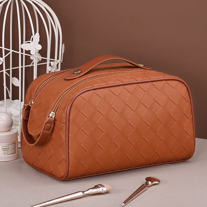 The Luxe Lattice Beauty Organizer