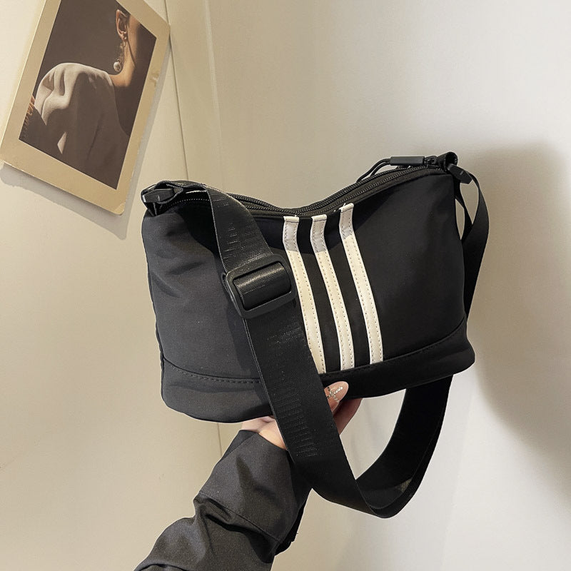 Layer Trend Shoulder Bag