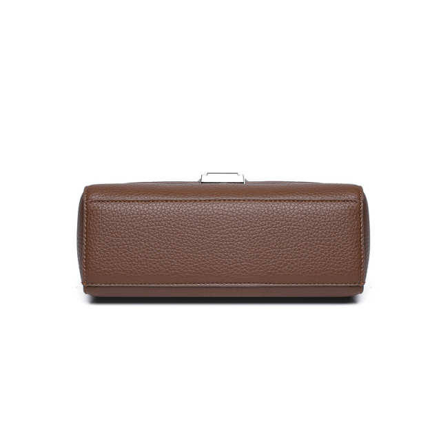 Retro Fashion Versatile Crossbody Bag