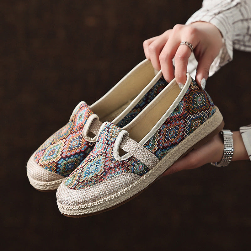 Sahara Grace Ethnic Pumps