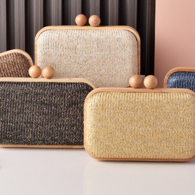 Chic Straw Woven Clutch Bag