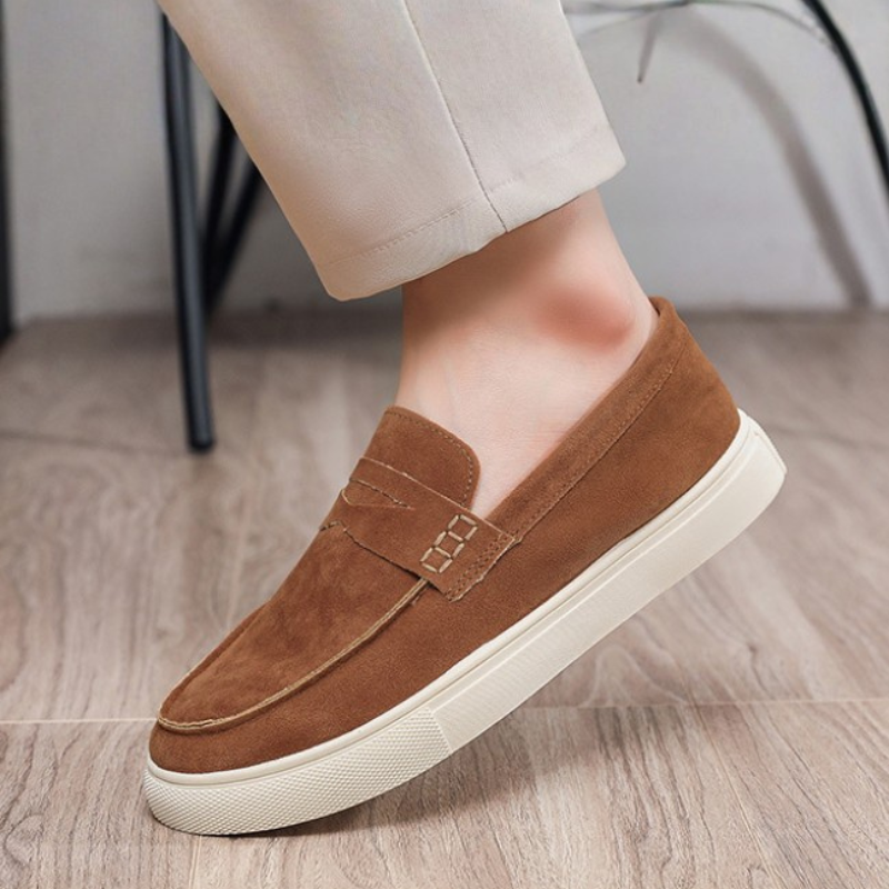 Fashionable British Style Loafers