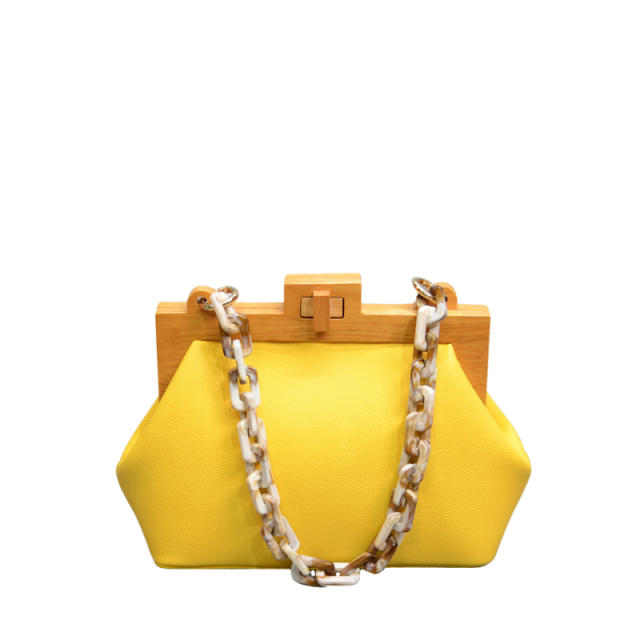 Chic Chain Affair Shoulder Bag