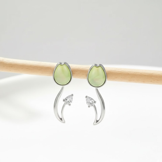 Fresh Petite Tulip Design Earrings