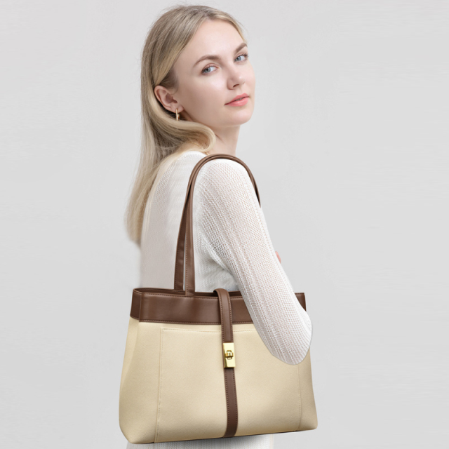 High-End Contrast Color Large Capacity Shoulder Bag