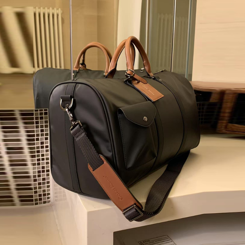 CateiKarrui Durable Large Capacity Leather Duffle Bag