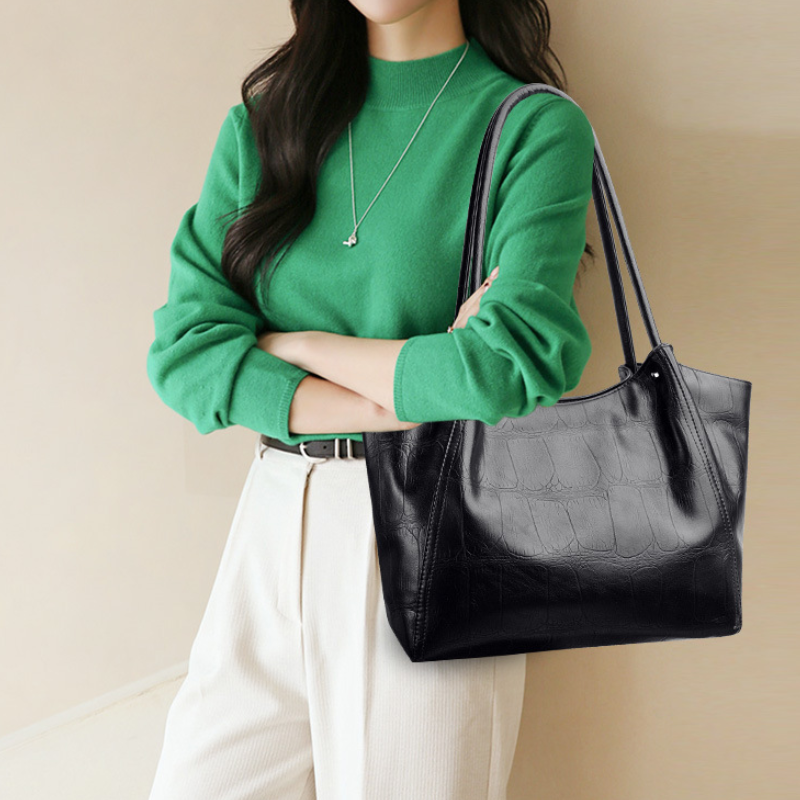 Lady Luxe Grace Shoulder Bag