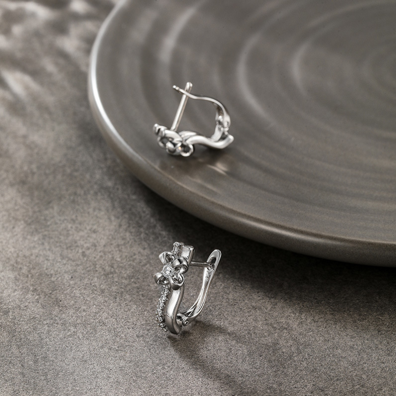 Elegant Zircon Flower Earrings