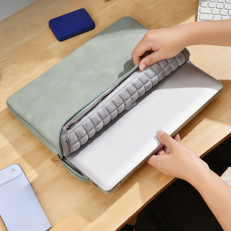 360° Shockproof Quilted Laptop Sleeve
