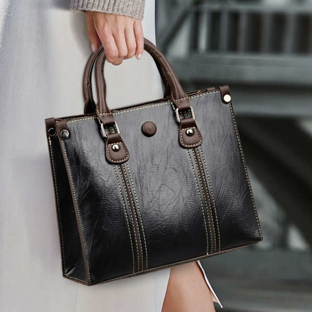Trendy Casual Handbag For Everyday Style