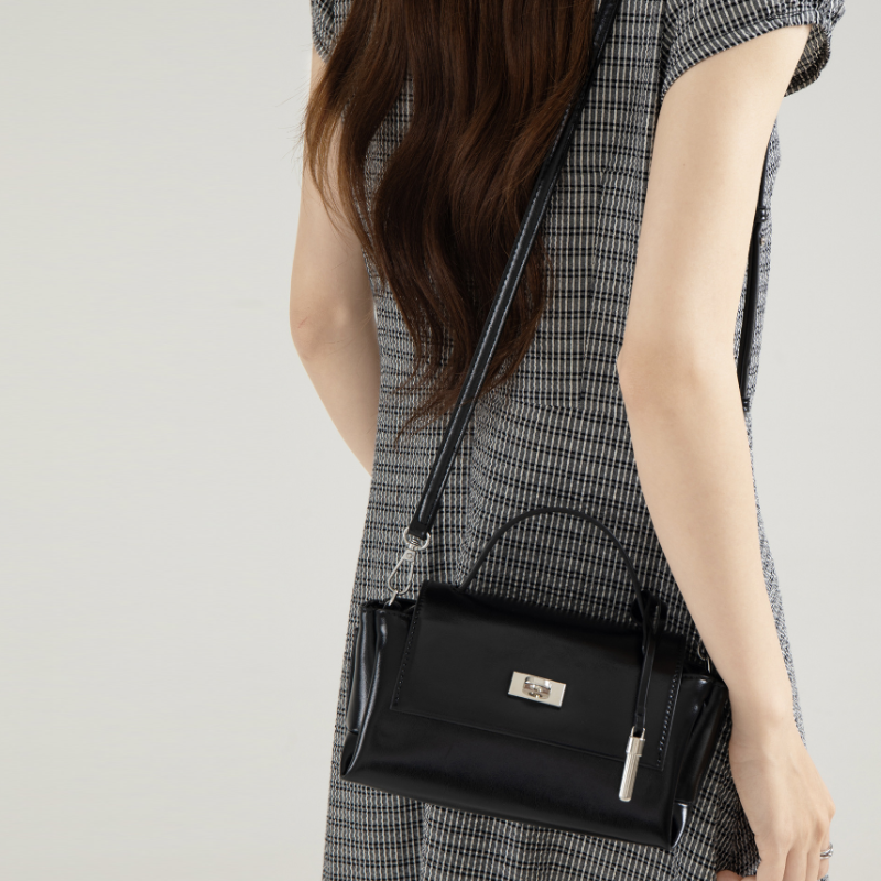 Luna Luxe Flap Handbag