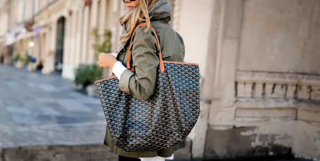 grey shoulder bag