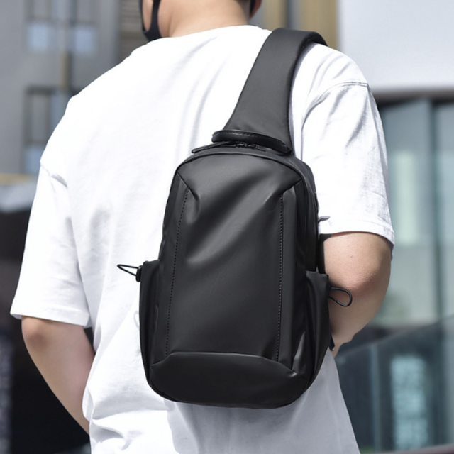 All Day Gear Large Capacity Multifunctional Crossbody Bag