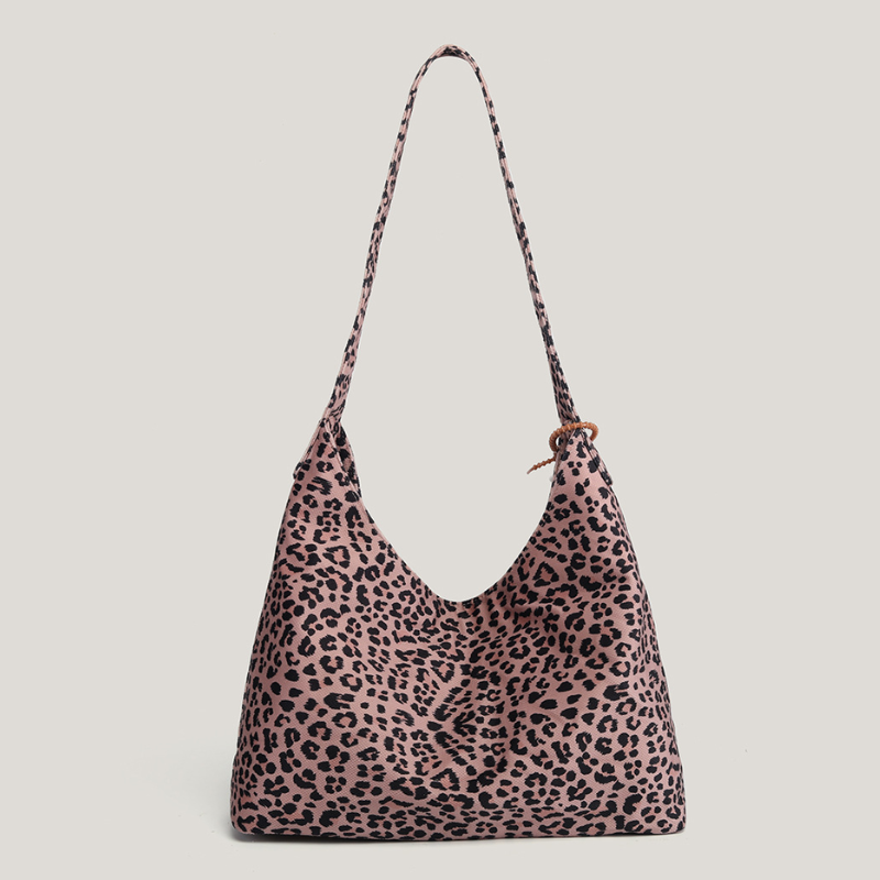 Retro Leopard Print Women’s Tote Bag