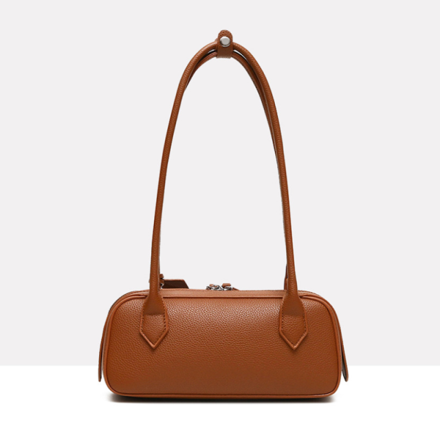 Elara Simple Chic Shoulder Bag