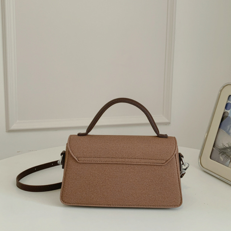 Signature Square Women’s Shoulder Bag