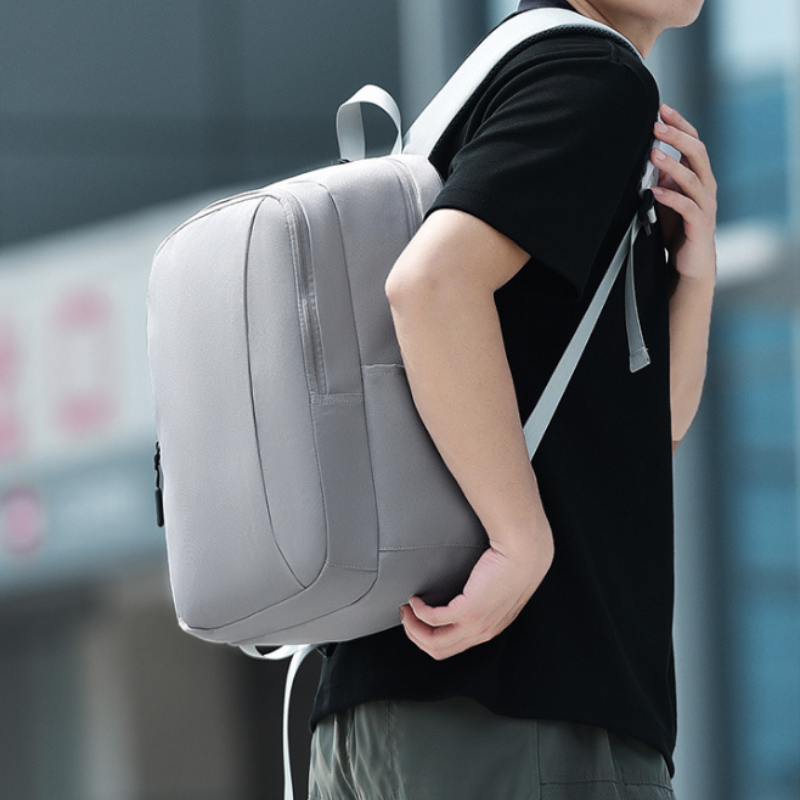 Executive Essentials Men’s Backpack