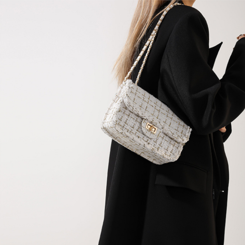 Elegant Tweed Chain Shoulder Bag