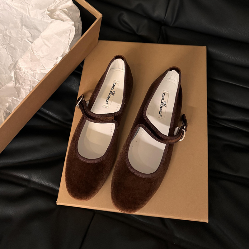 Retro Suede Flat Pumps