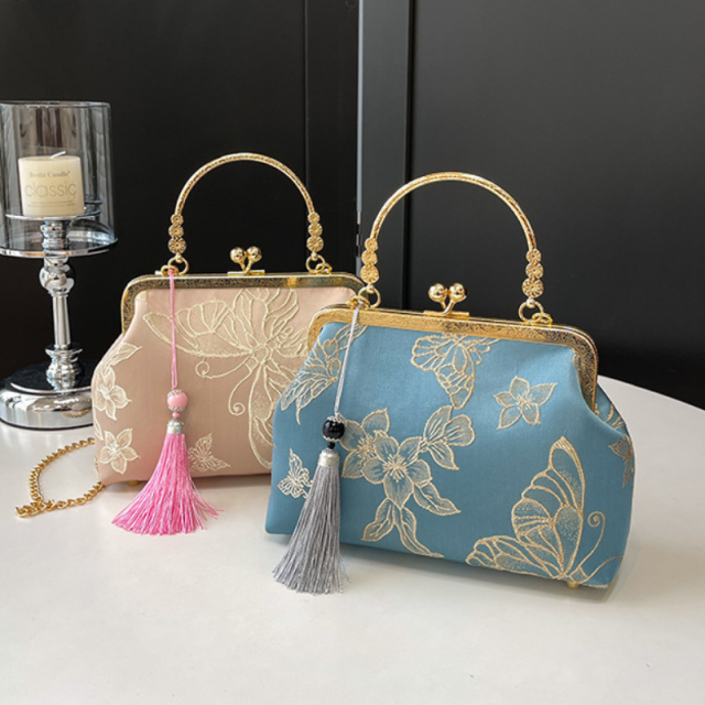 Flutter Grace Butterfly Clutch