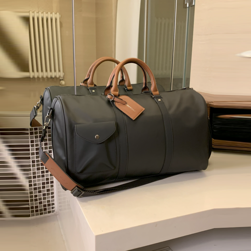 CateiKarrui Durable Large Capacity Leather Duffle Bag
