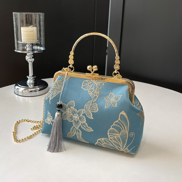 Flutter Grace Butterfly Clutch