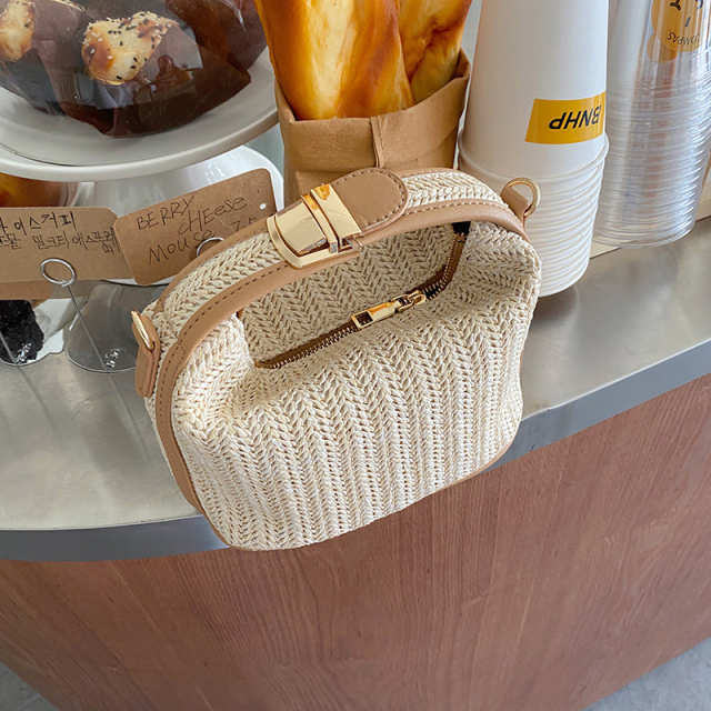 Casual Chic Woven Bag