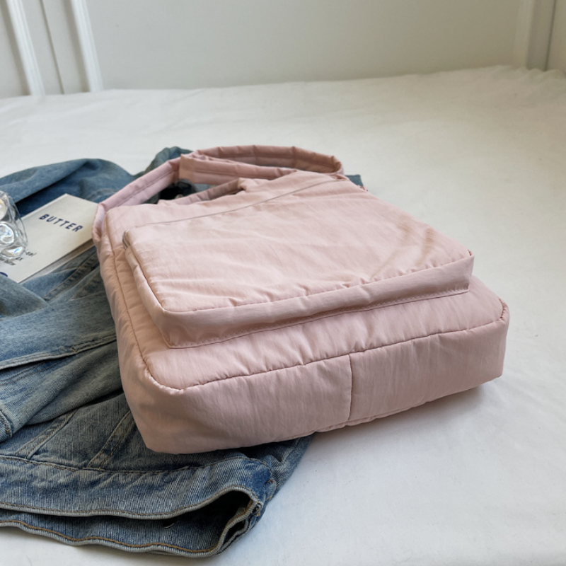 Lunara Everyday Shoulder Bag