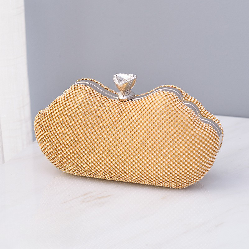 Glimmering Rhinestone Scallop Clutch Bag