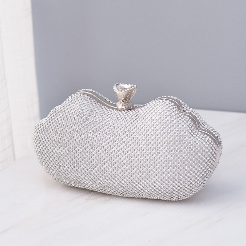 Glimmering Rhinestone Scallop Clutch Bag