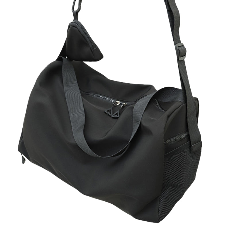 New Stylish Large Capacity Sports And Gym Duffle Bag