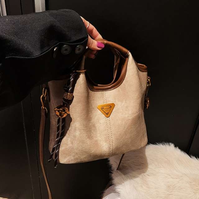 Premium Vintage Inspired Handbag with Contrast Trim