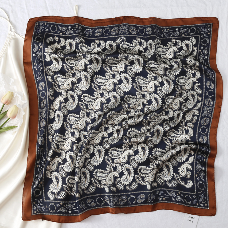 Heritage Bloom Scarf
