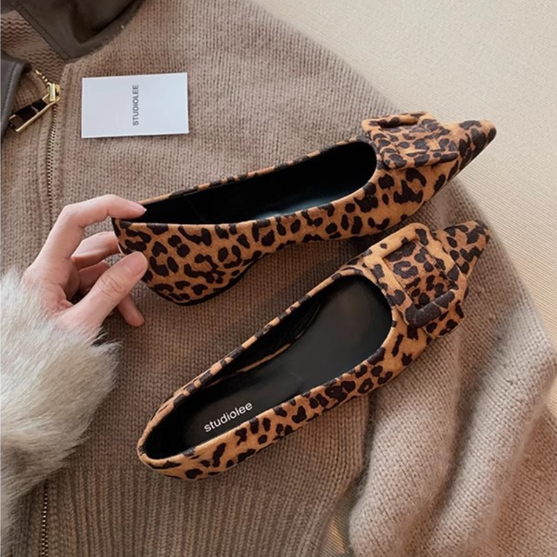 Pointed Toe Square Buckle Commuter Pumps