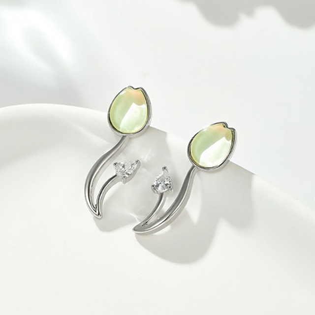 Fresh Petite Tulip Design Earrings