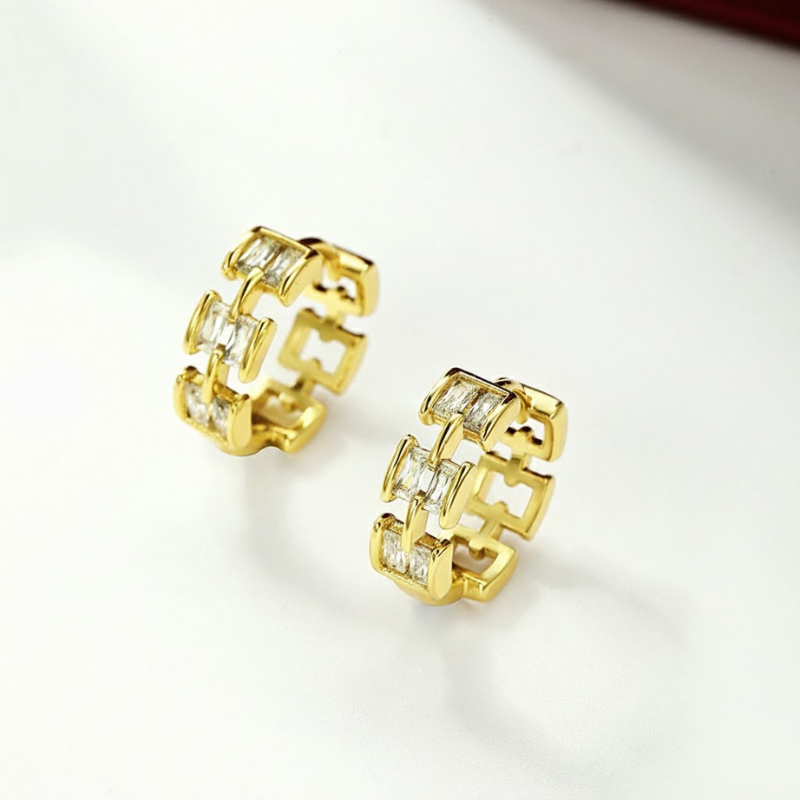 Hollow Zircon Light Luxury Earrings