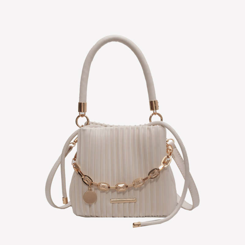 Trend Twirl Bucket Bag