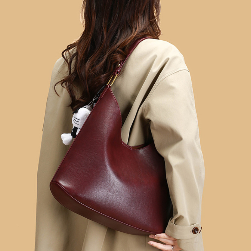 Classic Hobo Shoulder Bag